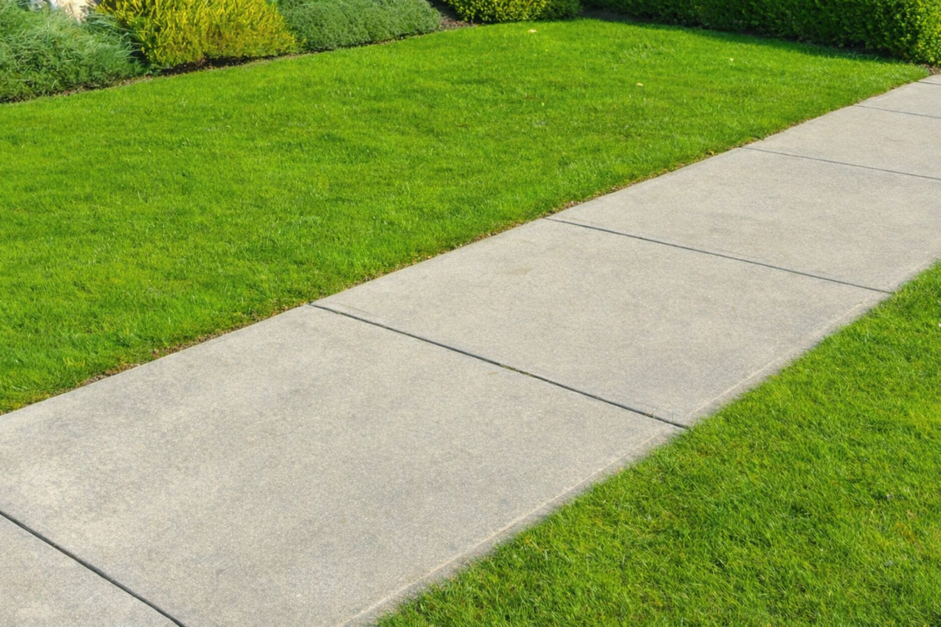 Concrete sidewalk building in Bloomington, IL