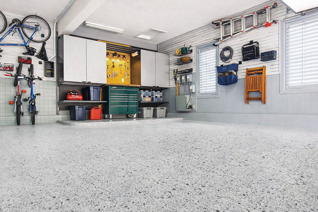 Garage floor concrete in Bloomington, IL